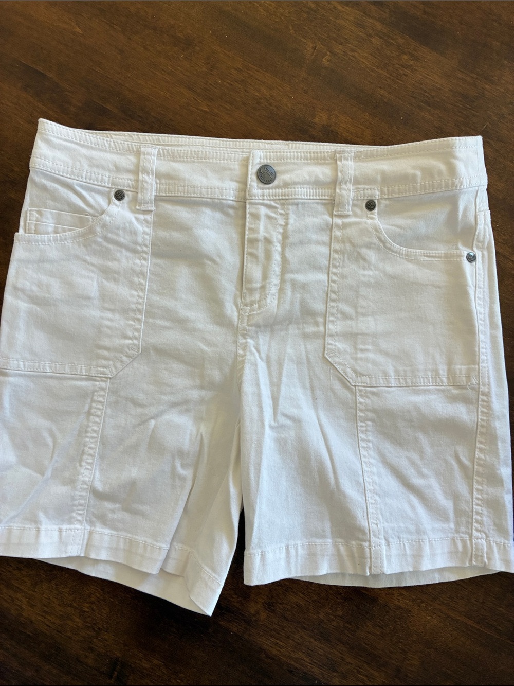 Style & Co. White Women’s Casual Bermuda Shorts